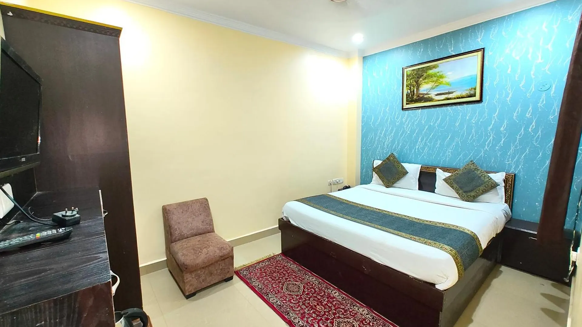 Hotel Ashoka Grand Kashi Vidyapith ! Varanasi - Near Varanasi Railway Station, With Wifi-Restaurant-And-Parking-Facilities-Prime-Location-Best Selling In Váránaszi